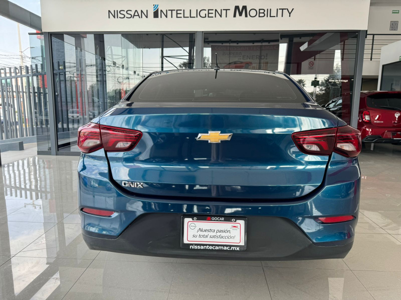 Chevrolet Onix 4 pts. LS, 1.0T, TM5, a/ac., BA, R-15 2021
