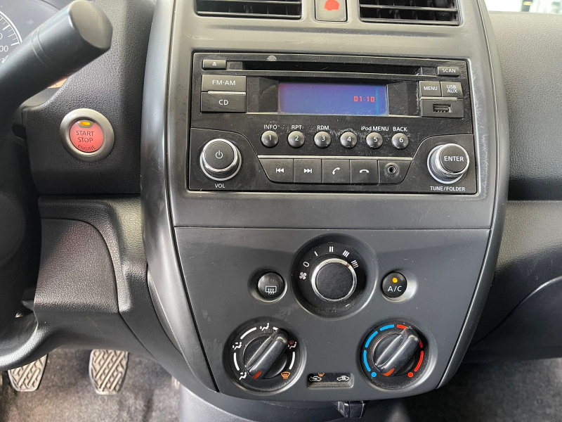 Nissan Versa 4 pts. Sense, TM5, a/ac., VE. 2018