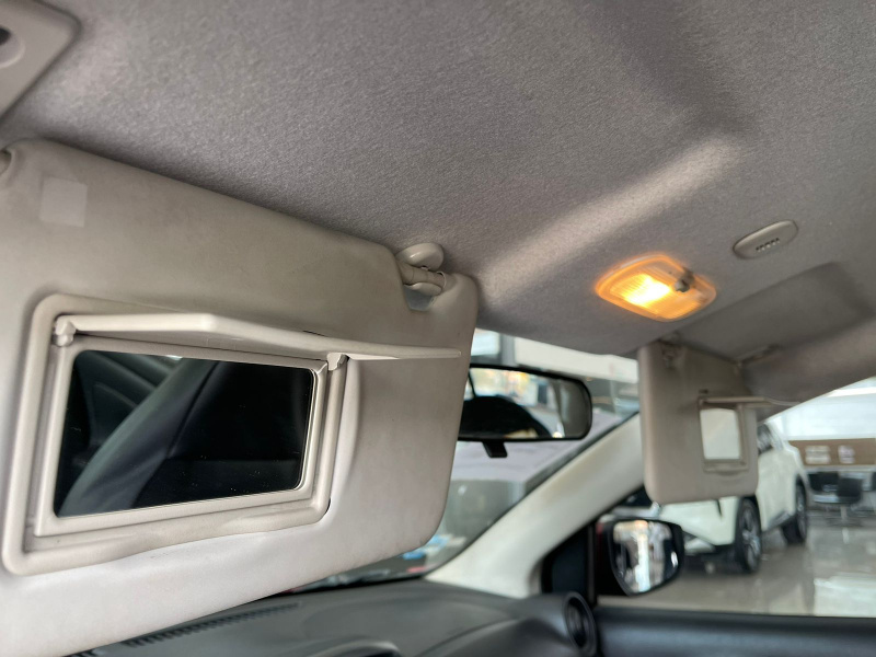 Nissan Versa 4 pts. Sense, TM5, a/ac., VE. 2018