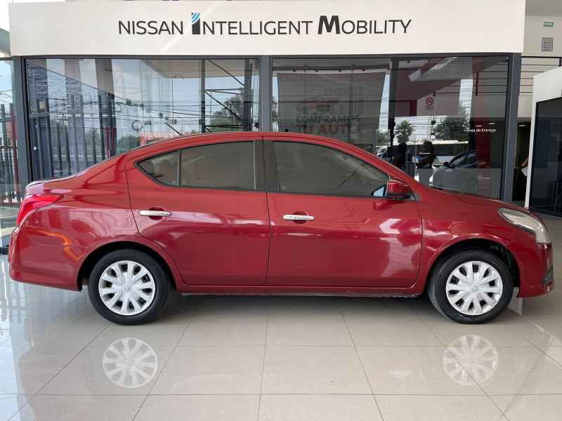 Nissan Versa 4 pts. Sense, TM5, a/ac., VE. 2018
