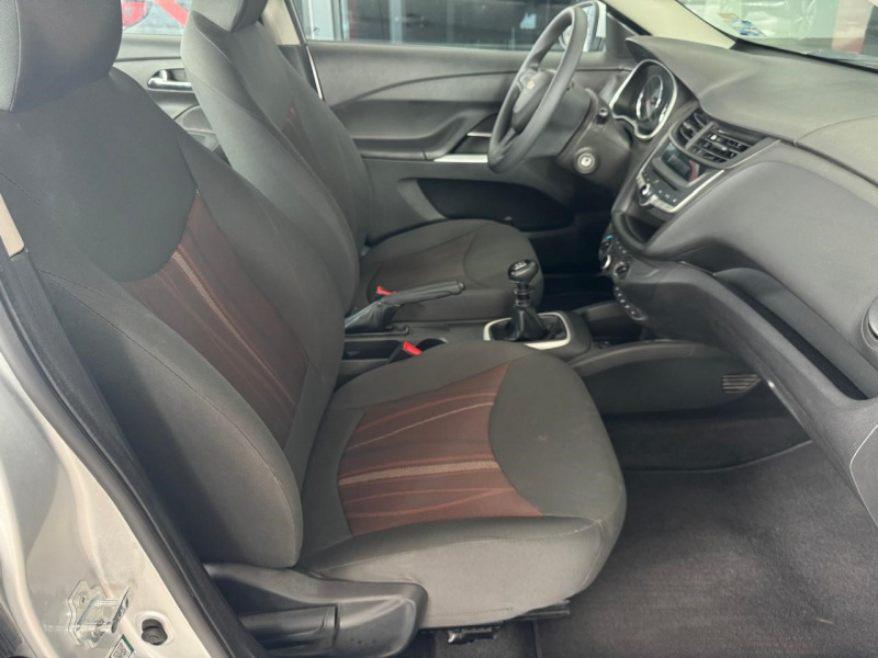 Chevrolet Aveo 4 pts. LS, TM5, a/ac., R-14 2019