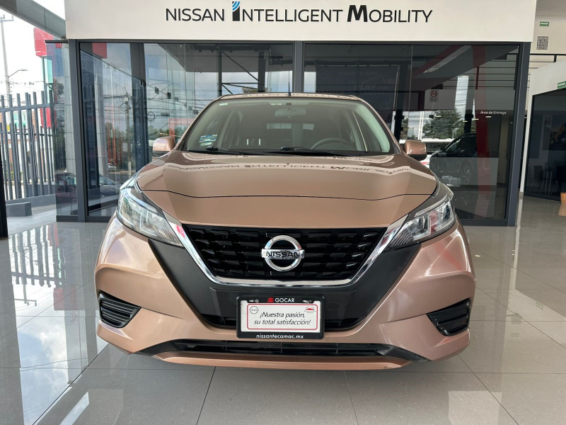 Nissan March 5 pts. HB Sense, TM5, a/ac., R-14 (cambio de línea) 2021