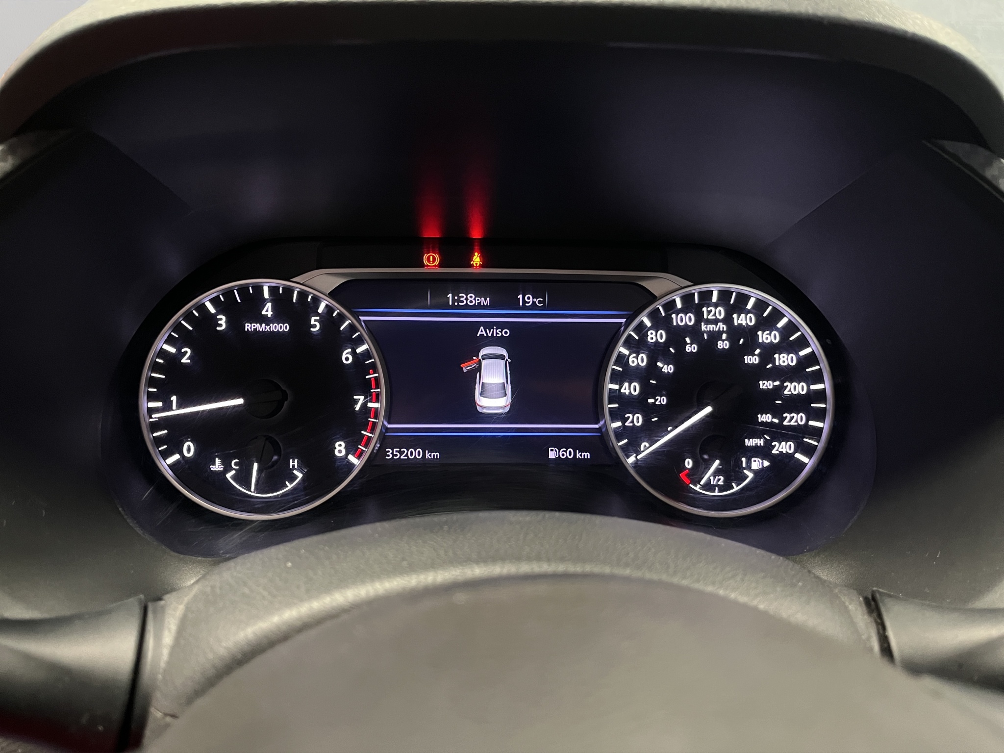 Nissan Sentra 4 pts. SR, TM6, a/ac., QC, s. Bose, f. led, RA-18 2021