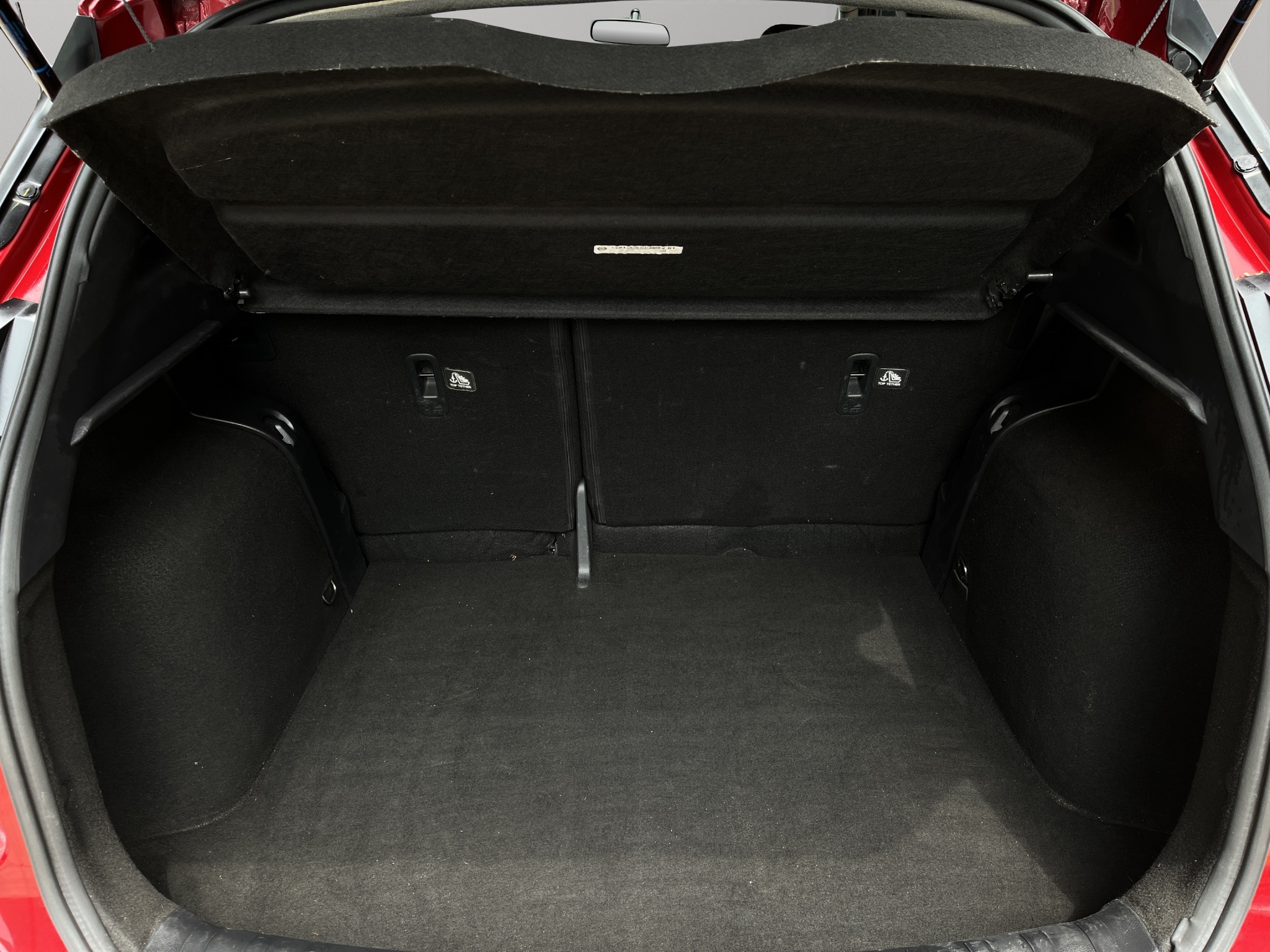 Nissan Kicks  5 pts. Exclusive, 1.6l, TA, a/ac. Aut., piel, GPS, RA-17 2023