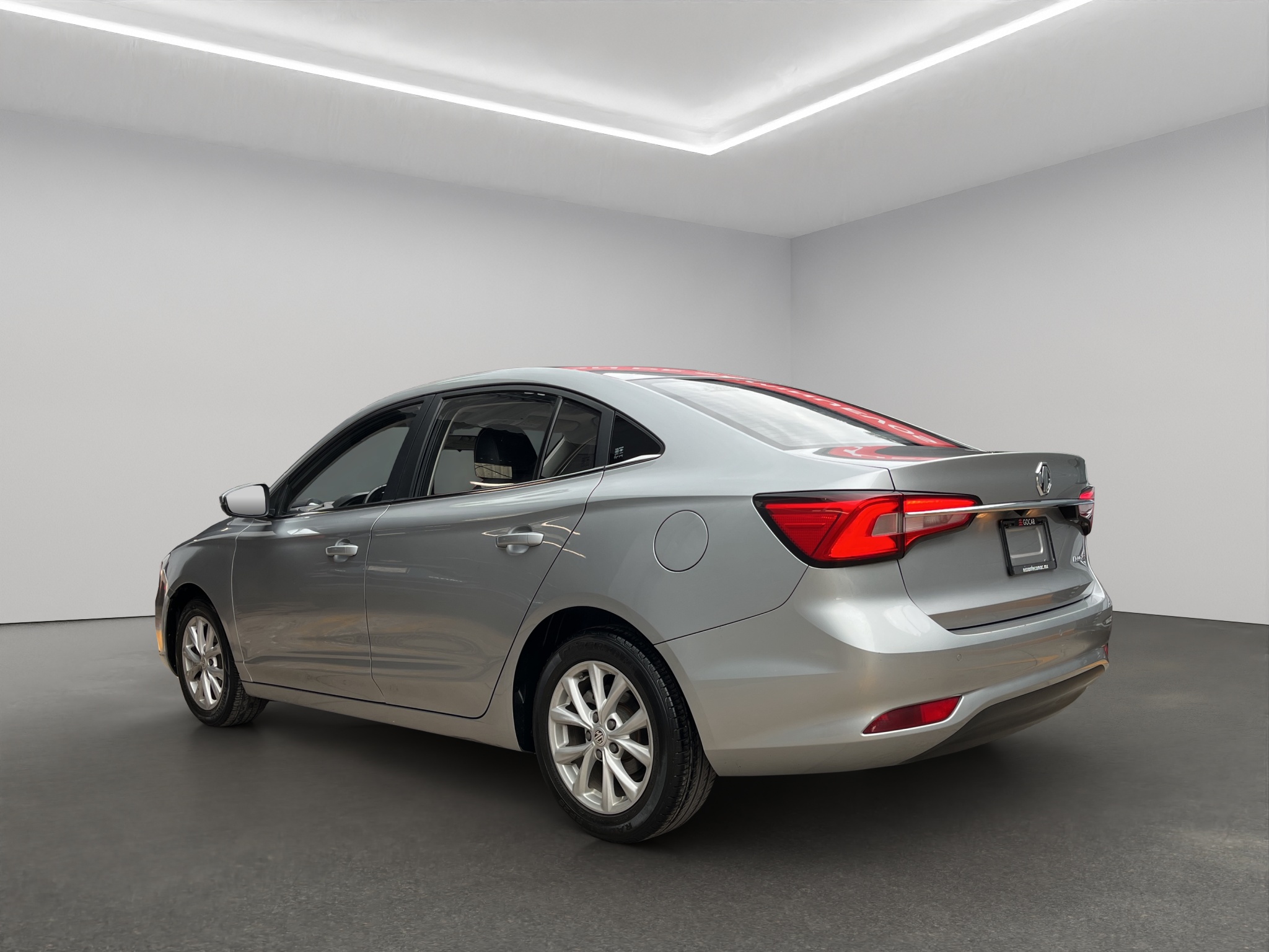 MG MG5 4 pts. Excite, 1.5l, AT, VE, piel, RA-16 2023