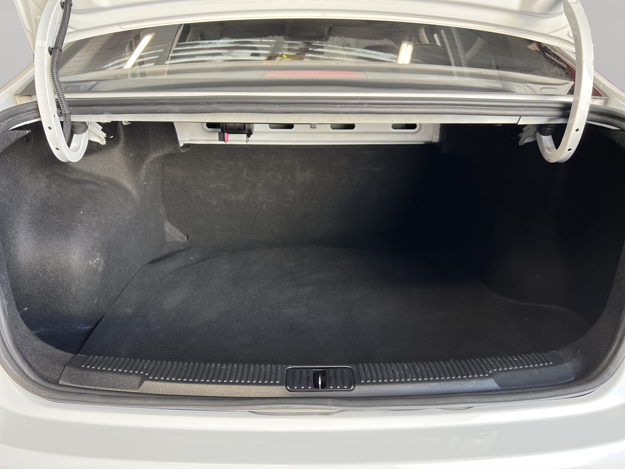 MG MG5 4 pts. Excite, 1.5l, AT8, VE, piel, RA-16 2023