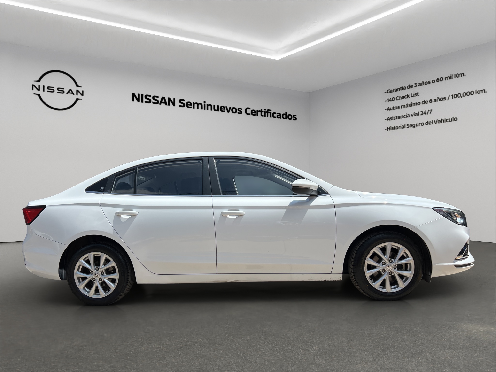 MG MG5 4 pts. Excite, 1.5l, AT8, VE, piel, RA-16 2023