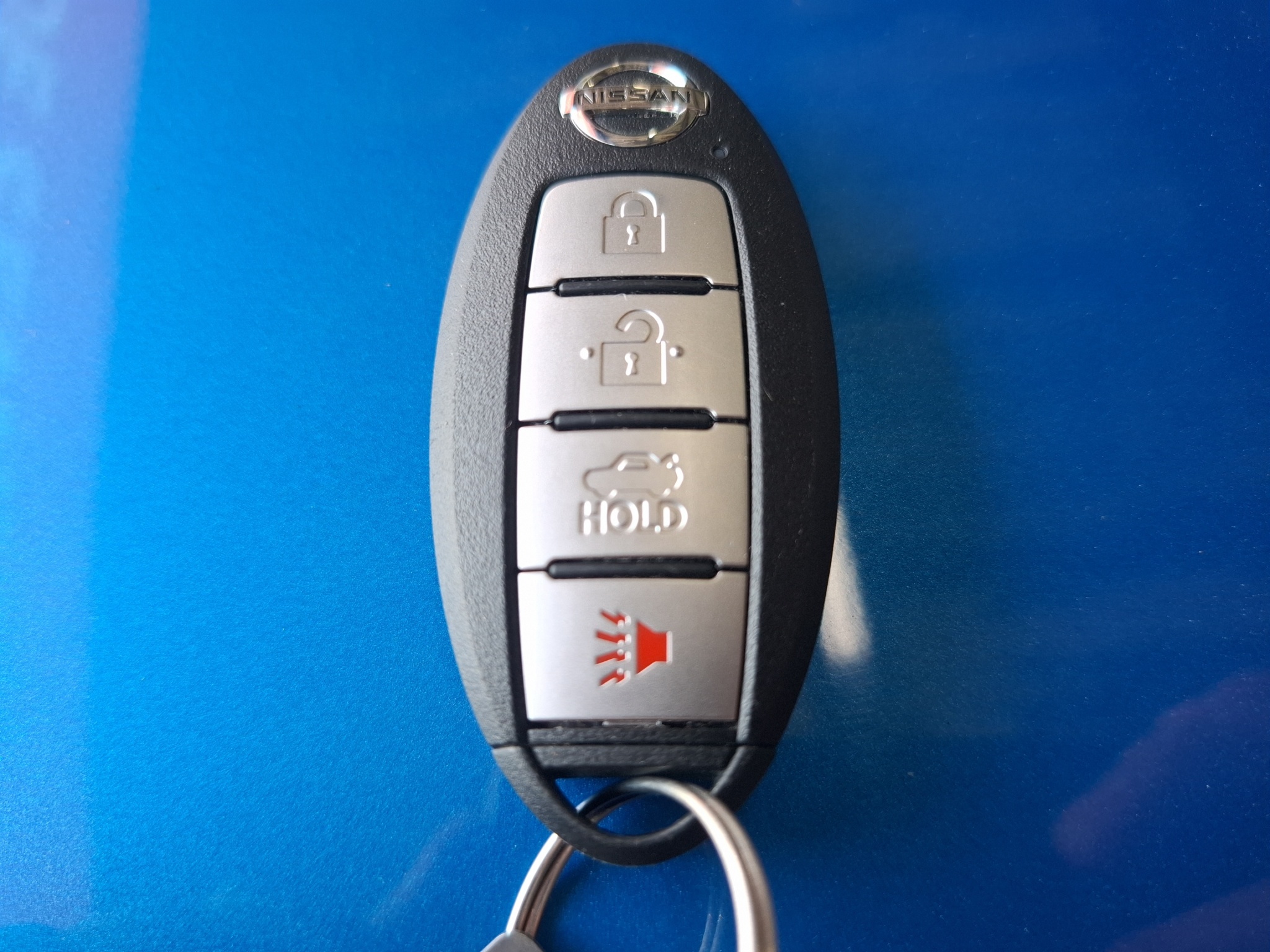 Nissan Sentra 4 pts. Sense, TM6, a/ac., RA-16 2023