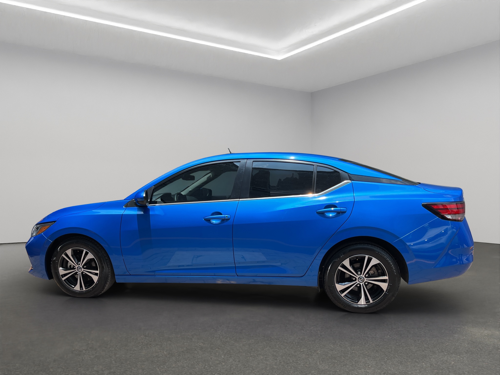 Nissan Sentra 4 pts. Sense, TM6, a/ac., RA-16 2023