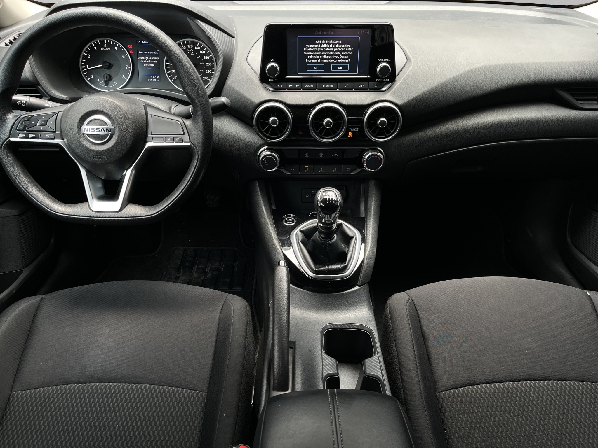 Nissan Sentra 4 pts. Sense, TM6, a/ac., RA-16 2023