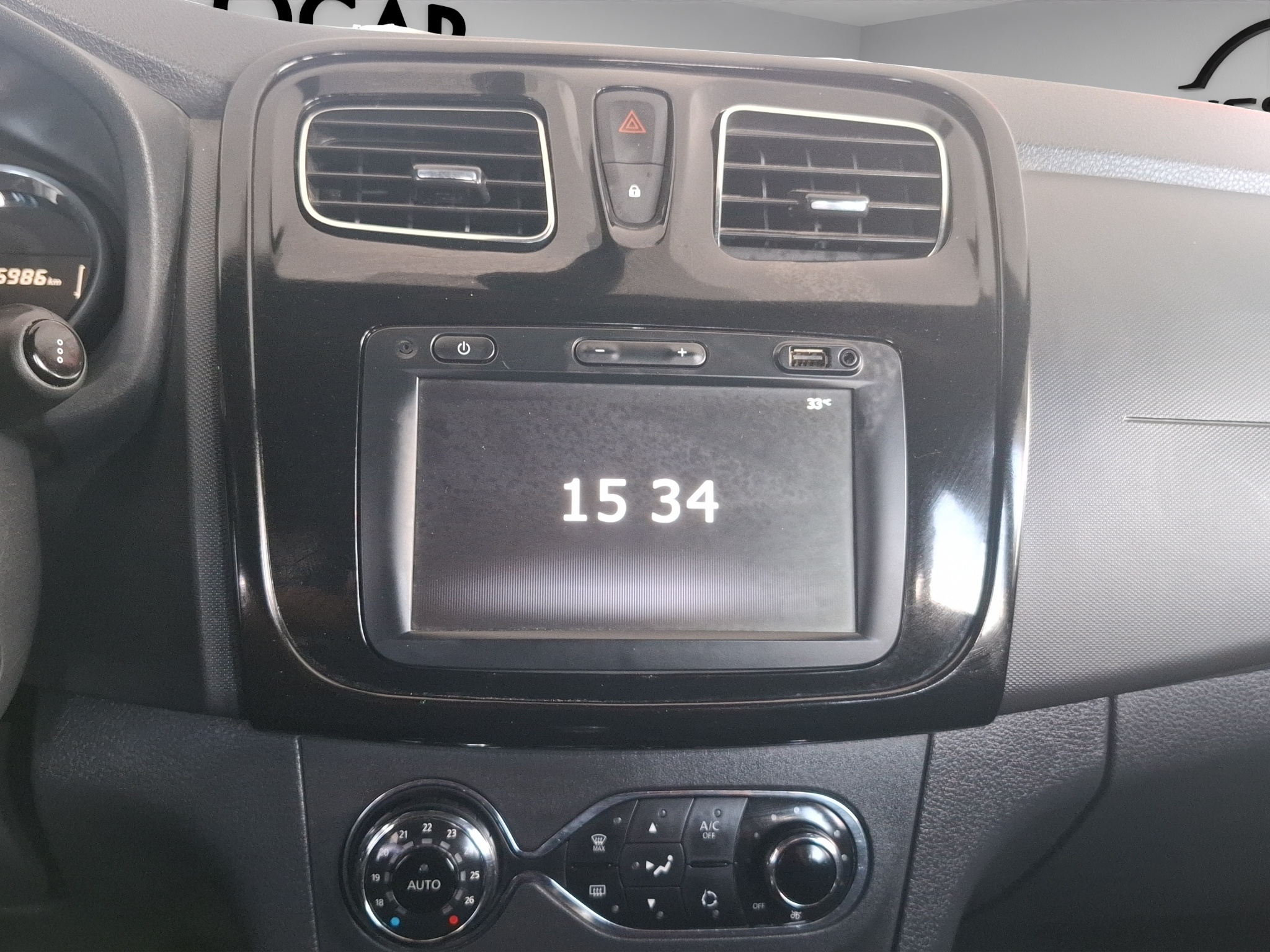 Renault Sandero y Stepway 5 pts. HB Stepway Intens, 1.6l, TM5, a/ac. Aut., VE, GPS, RA-16 2023