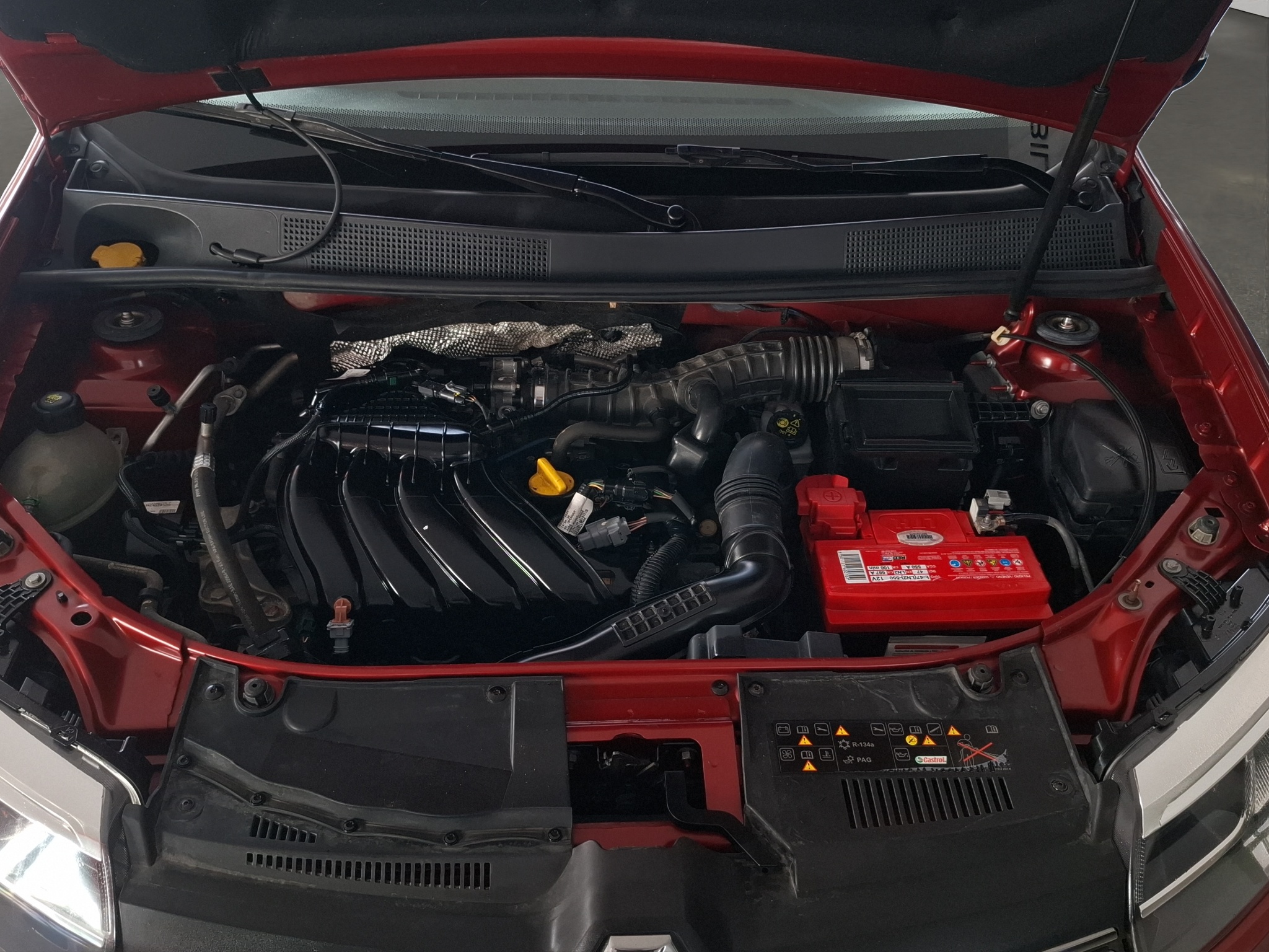 Renault Sandero y Stepway 5 pts. HB Stepway Intens, 1.6l, TM5, a/ac. Aut., VE, GPS, RA-16 2023