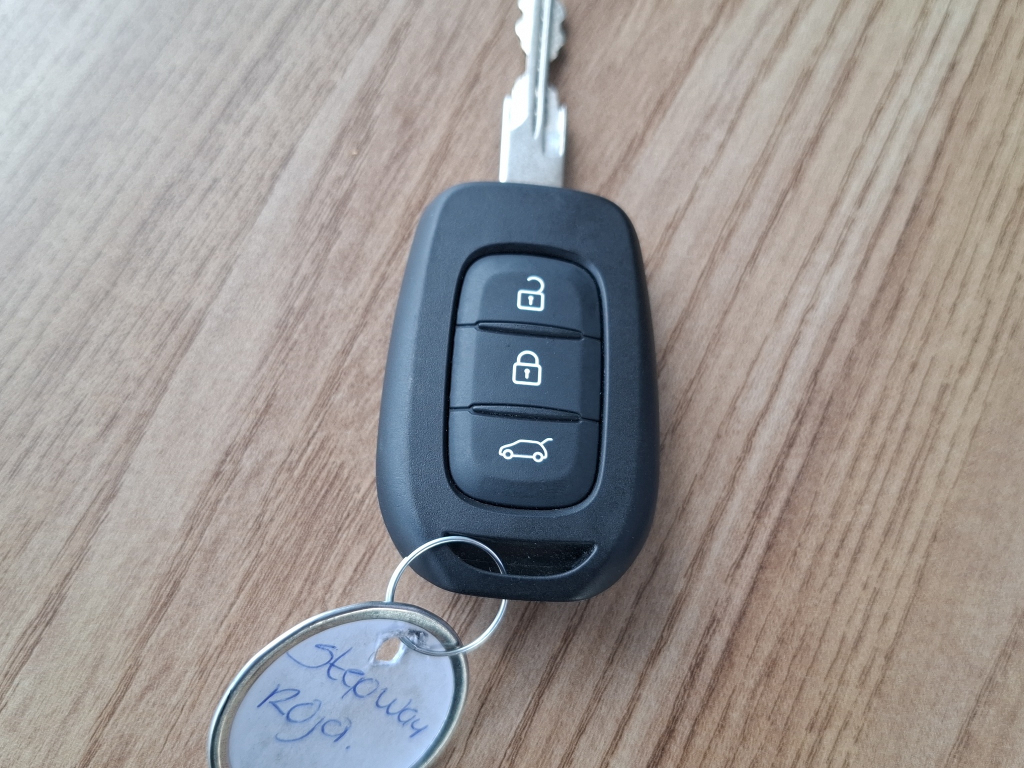 Renault Sandero y Stepway 5 pts. HB Stepway Intens, 1.6l, TM5, a/ac. Aut., VE, GPS, RA-16 2023