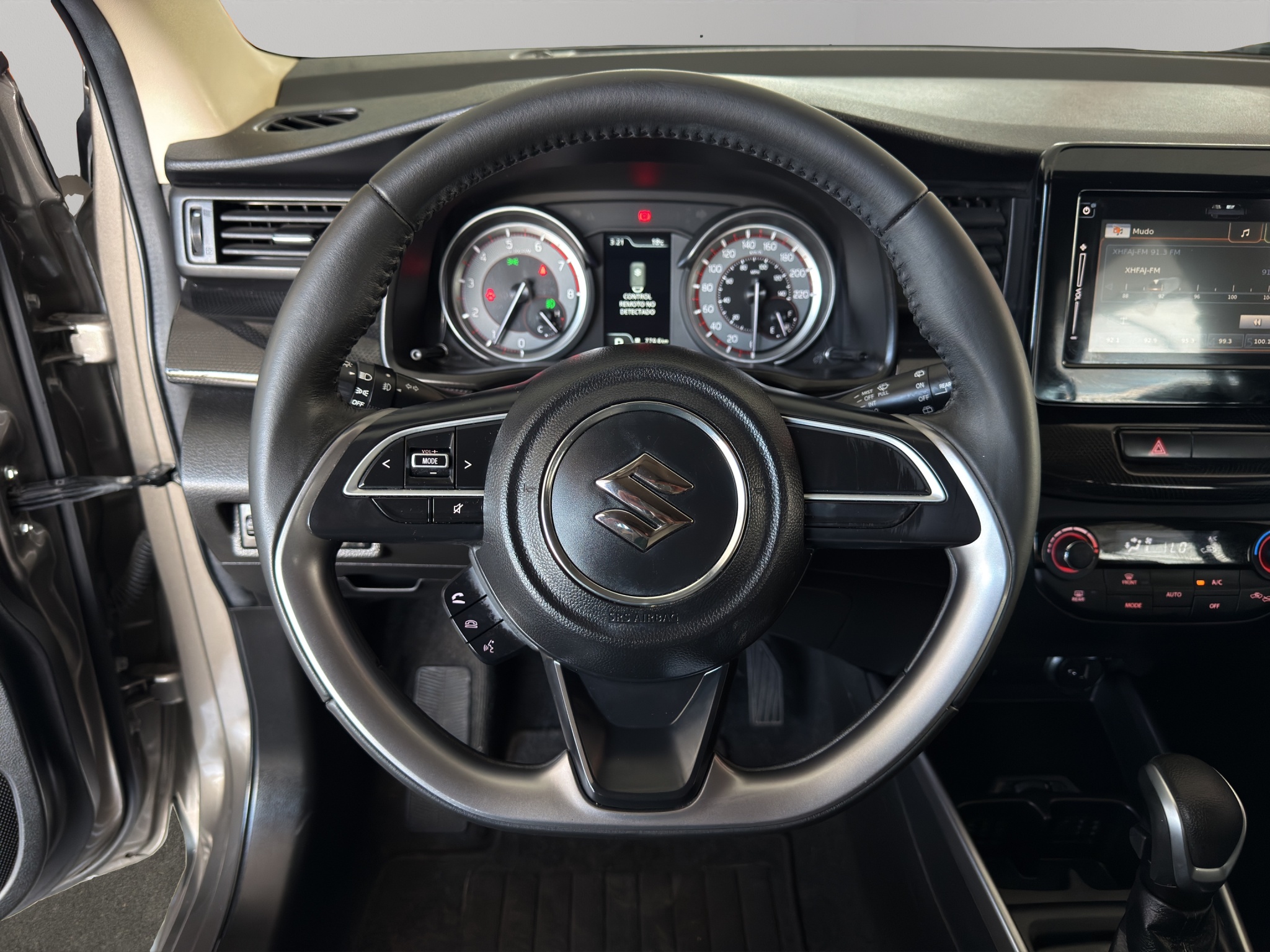 Suzuki Ertiga Minivan ERTIGA XL7 GLX A/T 4VEL 1.5LT 4 2023