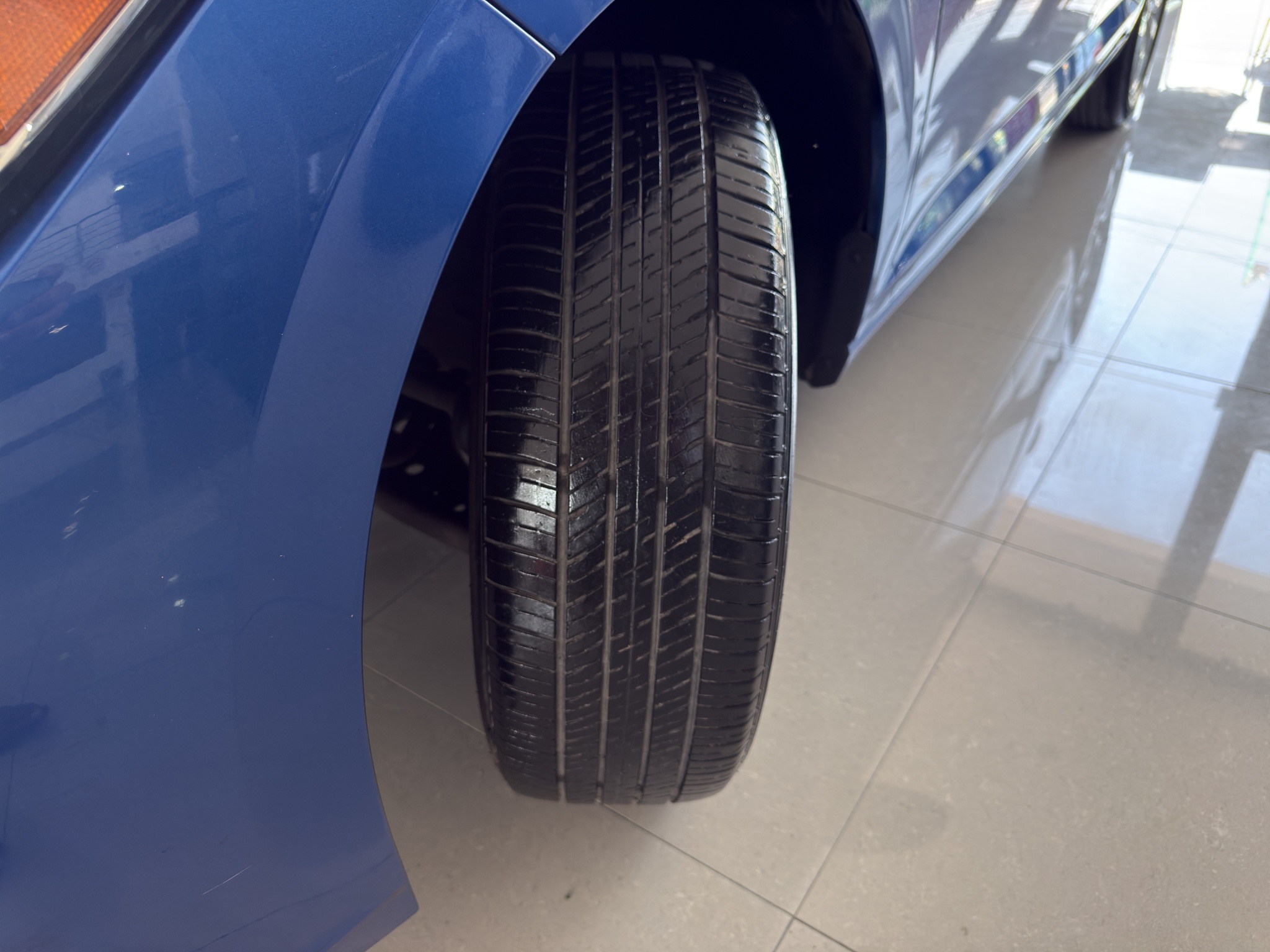 Volkswagen Jetta A7 4 pts. Confortline, 1.4T, TA, RA-16 (línea anterior) 2024