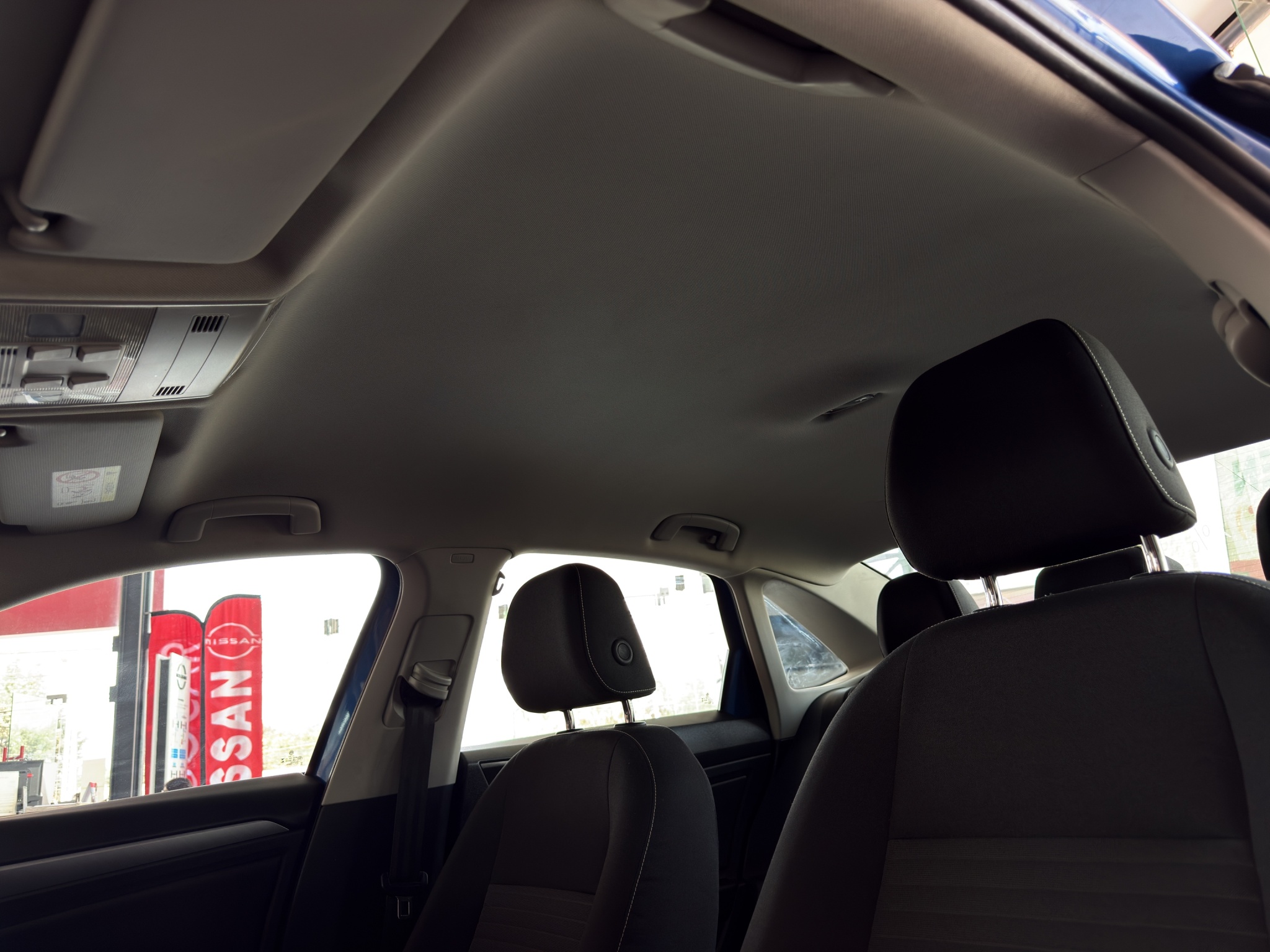 Volkswagen Jetta A7 4 pts. Confortline, 1.4T, TA, RA-16 (línea anterior) 2024