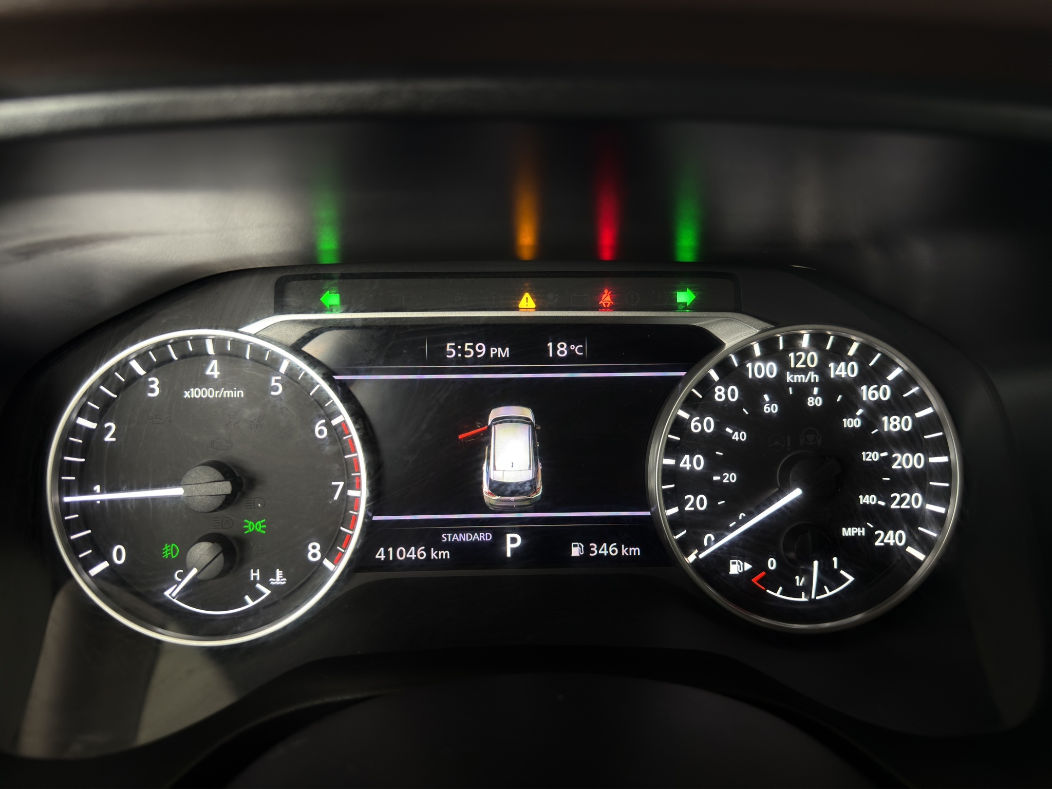 Nissan X-Trail 5 pts. Exclusive, TA, piel, RA-18 2024