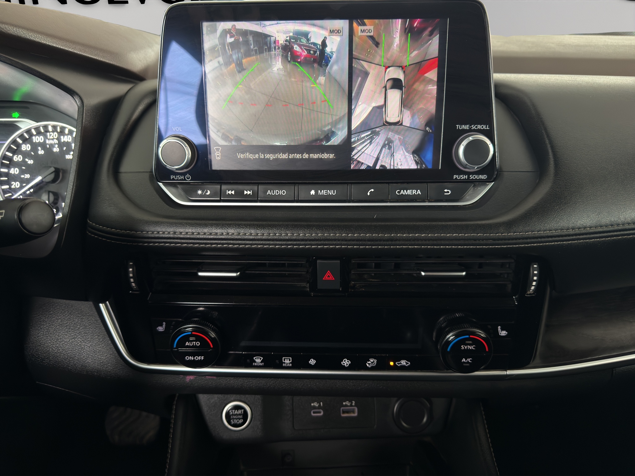 Nissan X-Trail 5 pts. Exclusive, TA, piel, RA-18 2024