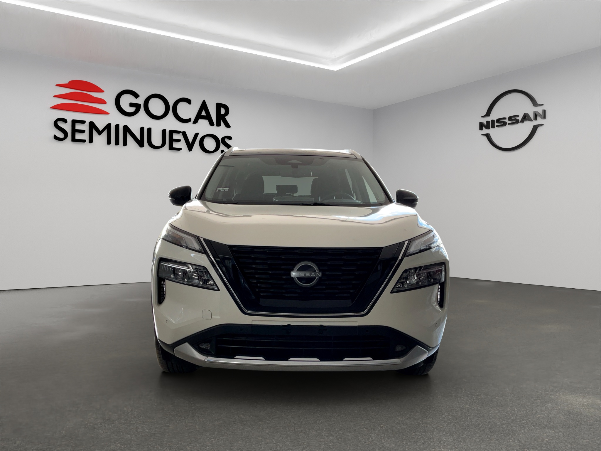Nissan X-Trail  5 pts. Platinum Plus, TA, piel, QCP, GPS, ADAS, RA-19 2025
