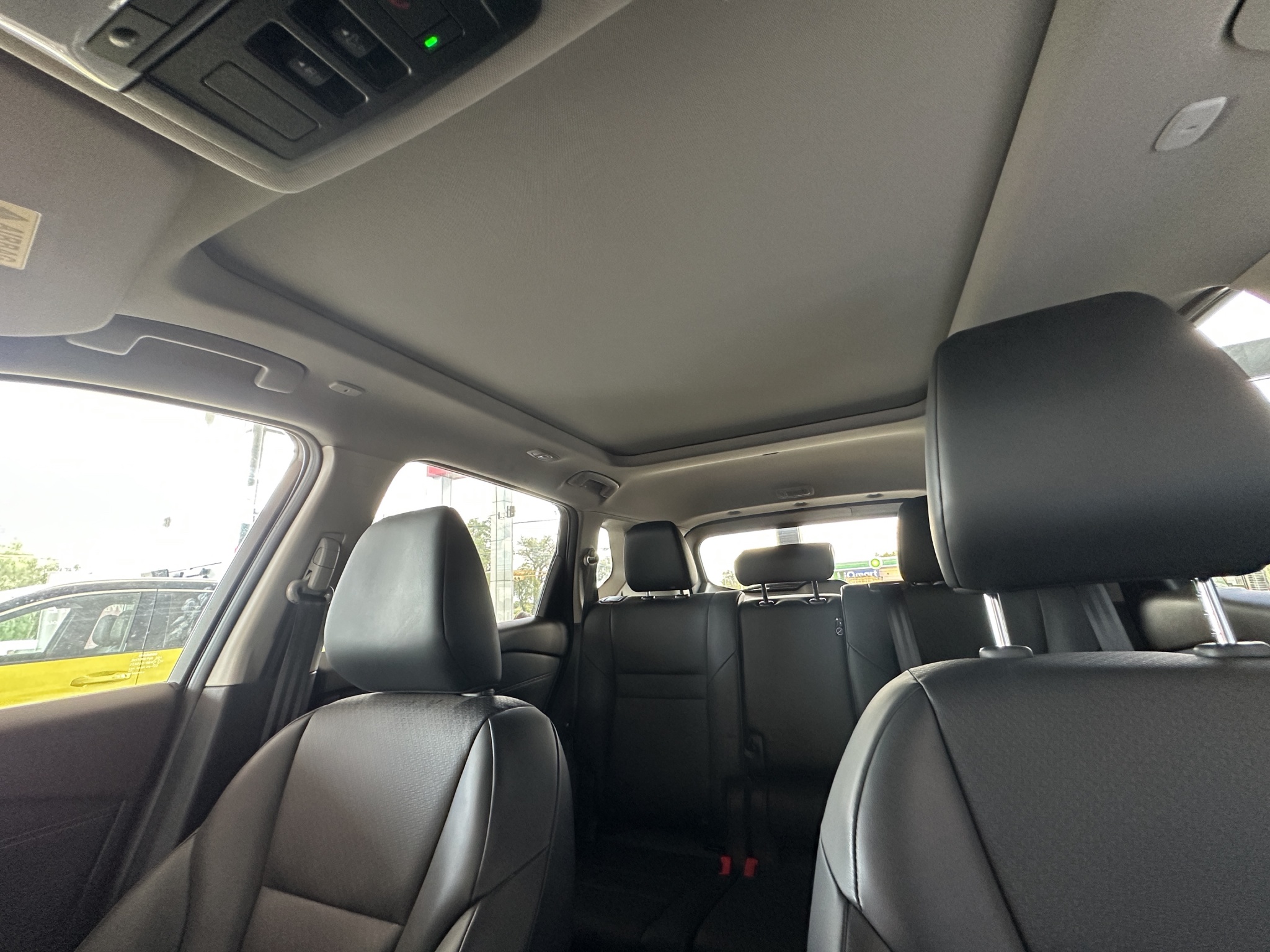 Nissan X-Trail  5 pts. Platinum Plus, TA, piel, QCP, GPS, ADAS, RA-19 2025