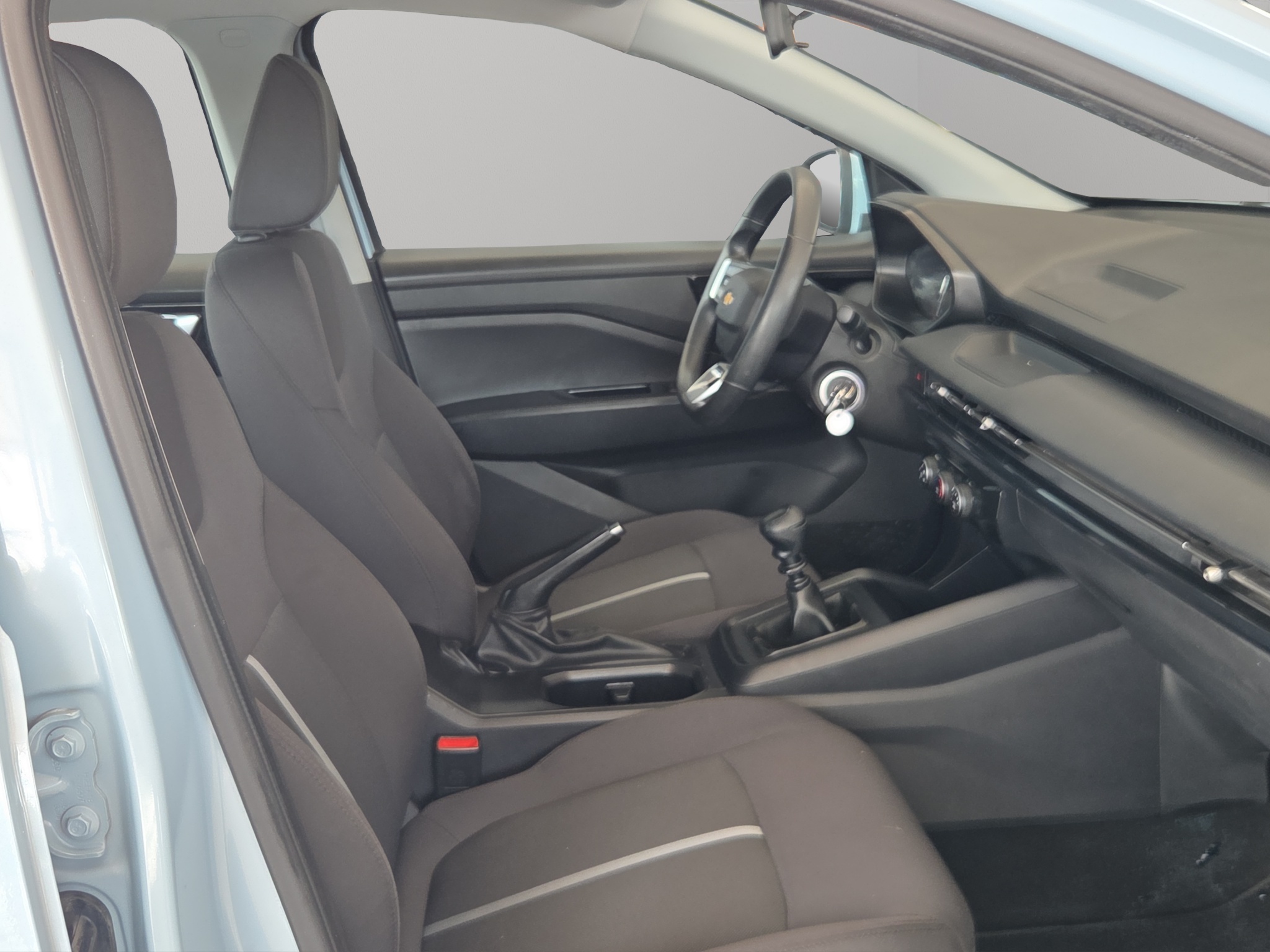 Chevrolet Aveo 5 pts. HB LS, 1.5l, TM6, a/ac., RA-15 (línea nueva) 2024