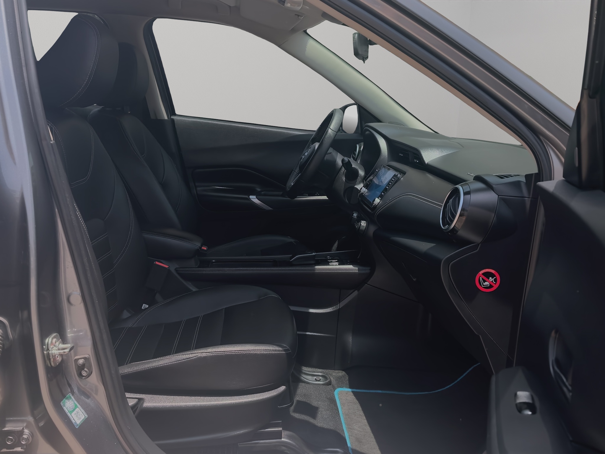 Nissan Kicks 5 pts. Platinum e-Power, E-REV, TA, piel, ADAS, RA-17 2023