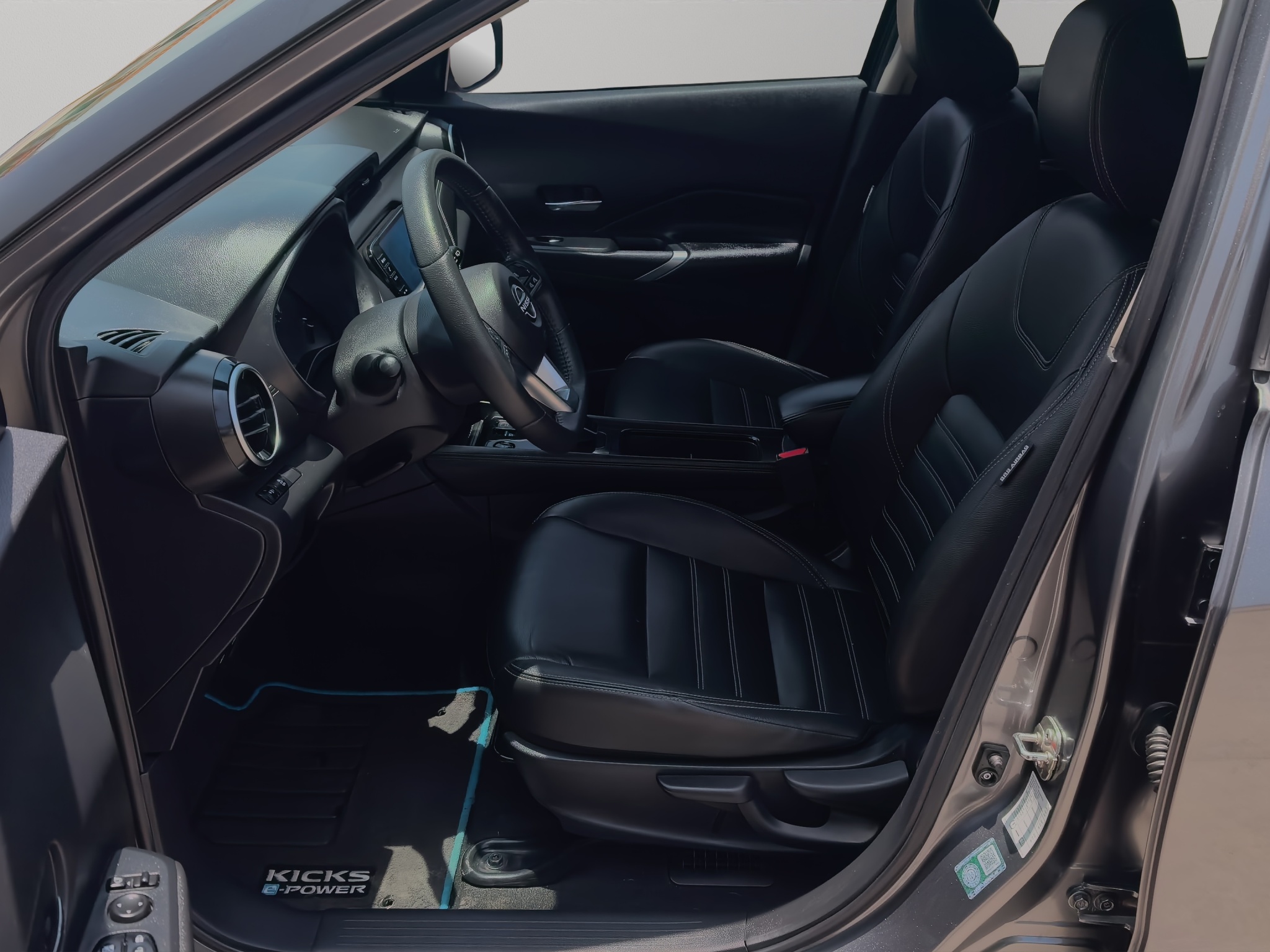 Nissan Kicks 5 pts. Platinum e-Power, E-REV, TA, piel, ADAS, RA-17 2023