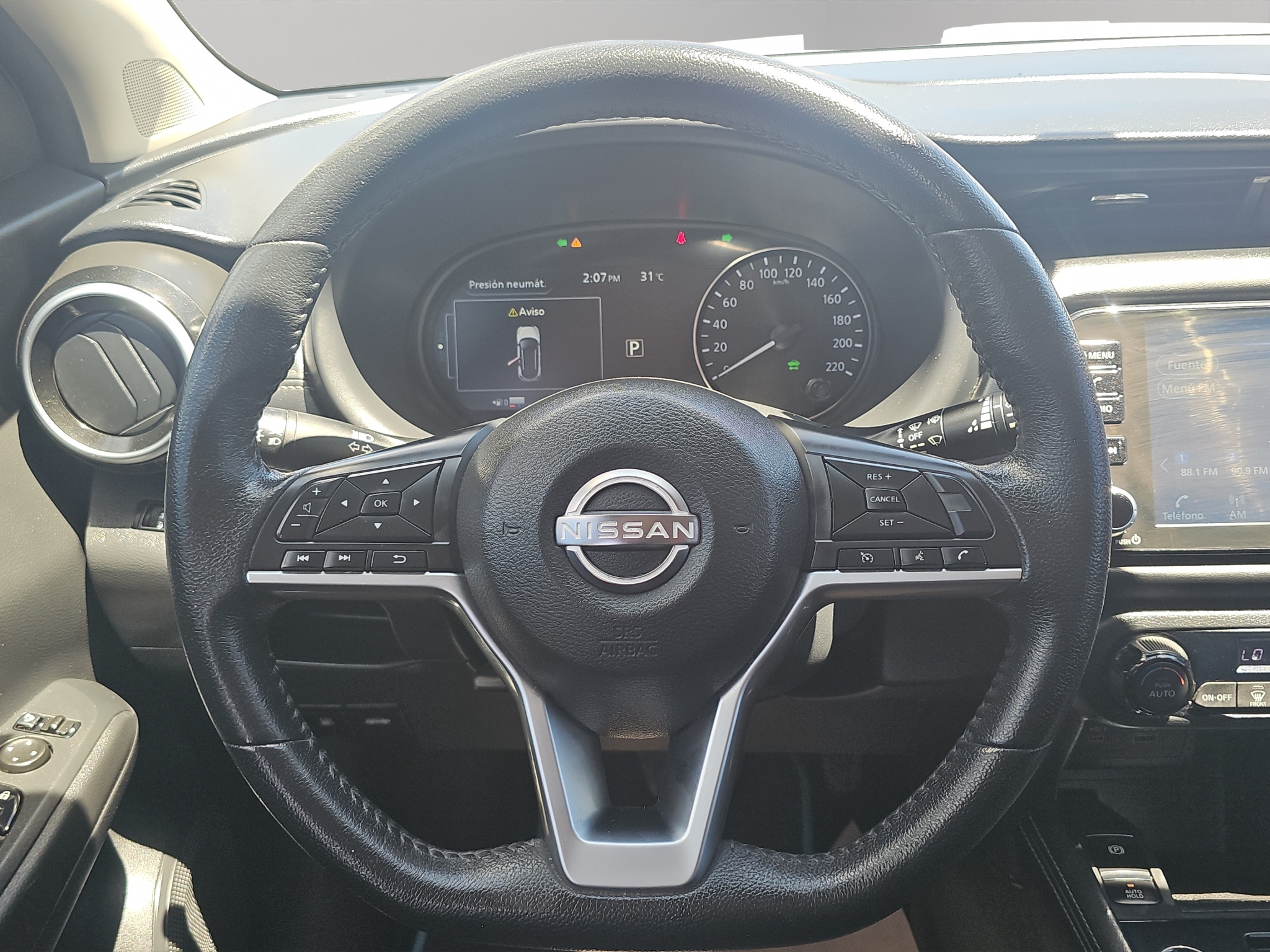 Nissan Kicks  5 pts. Advance e-Power, E-REV, TA, RA-17 (línea anterior) 2024