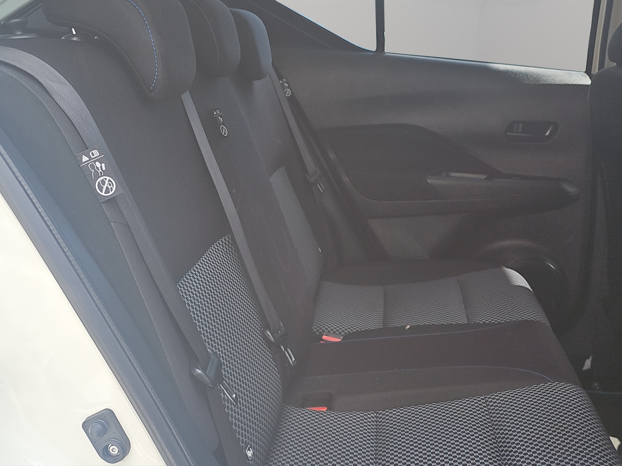 Nissan Kicks  5 pts. Advance e-Power, E-REV, TA, RA-17 (línea anterior) 2024