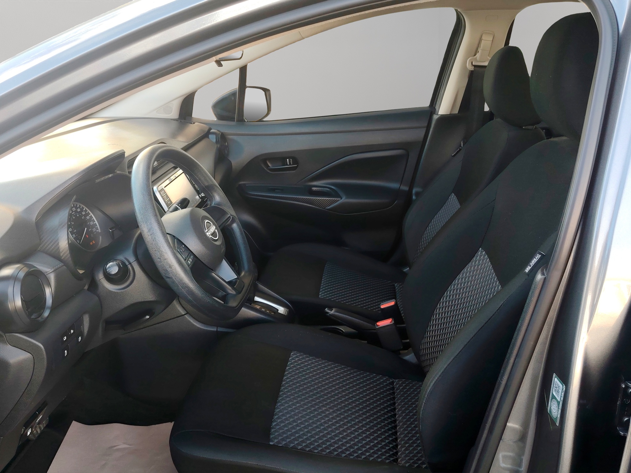 Nissan Versa SENSE CVT 2024