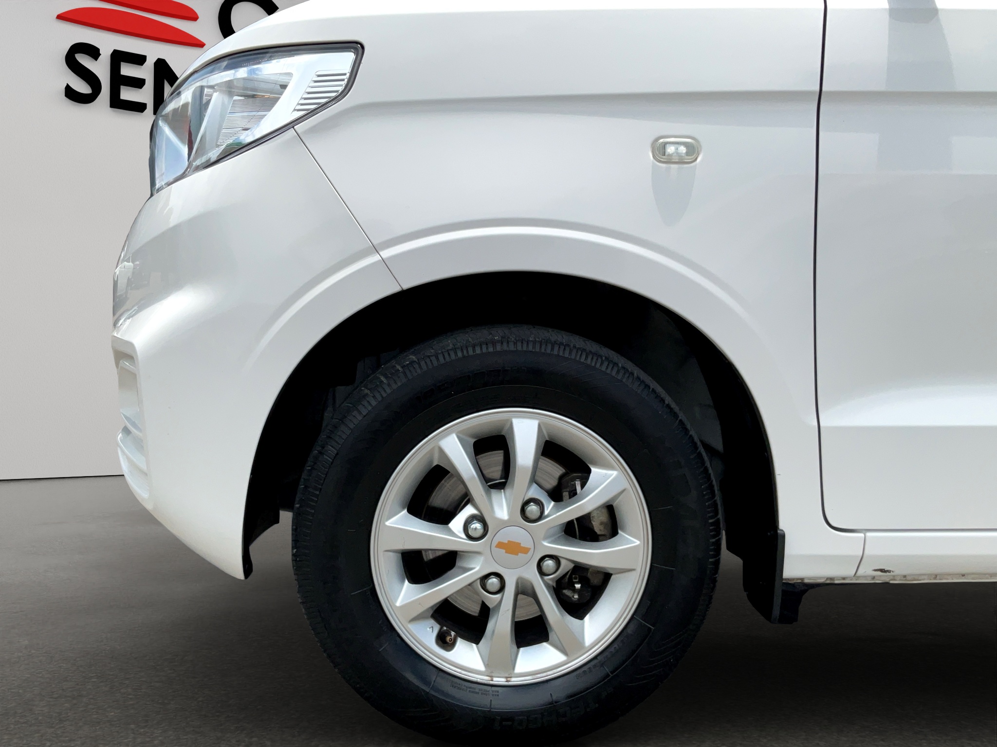 Chevrolet Comerciales Tornado Van Furgoneta 4 pts. LS, 1.5l, TM5, a/ac., RA-14 2024