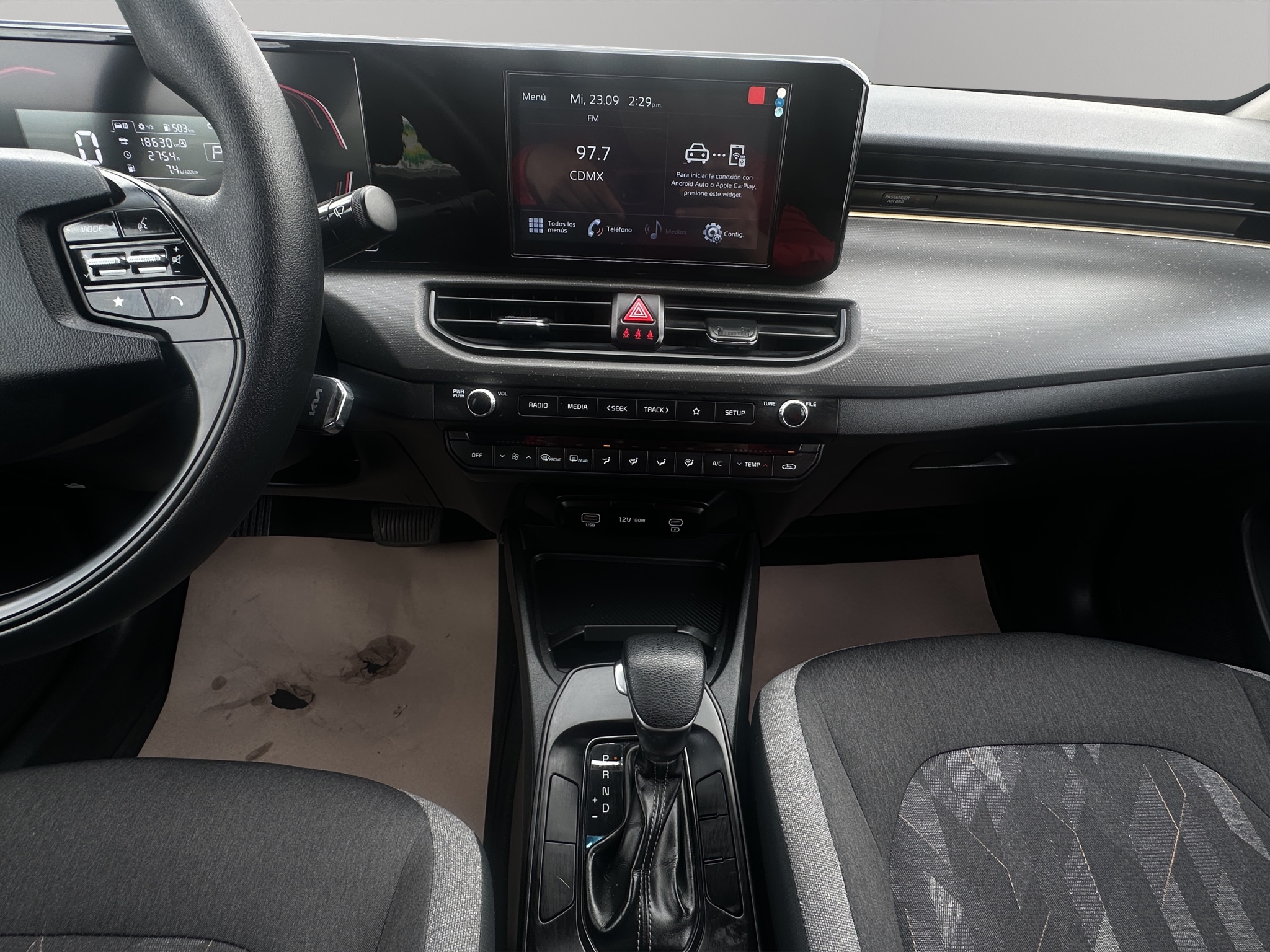 KIA K3 4 pts. L, 1.6l, TA, a/ac., R-15 2025