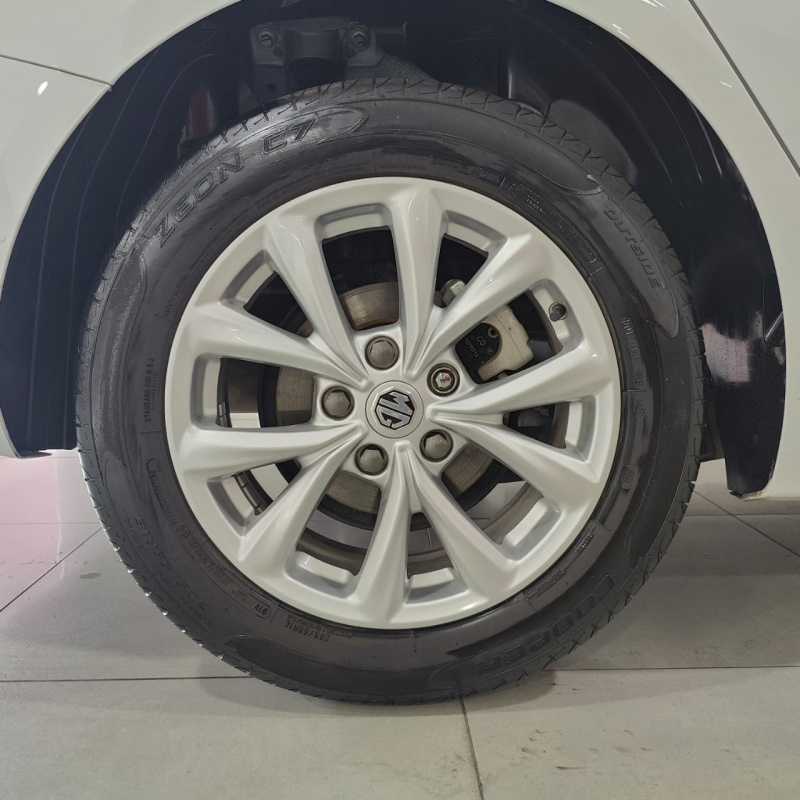 MG MG5 4 pts. Excite, 1.5l, TM5, VE, piel, RA-16 2023