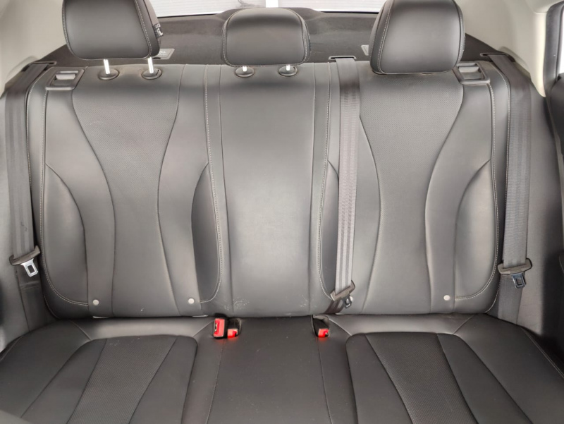 MG MG5 4 pts. Elegance, 1.5l, TM5, VE, piel, QC, RA-16 2024