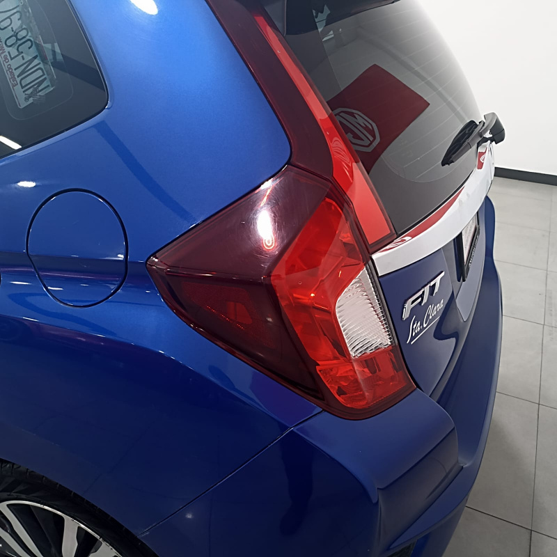 Honda Fit 5 pts. HB Hit, TA, BL, f. niebla, RA-16 2017