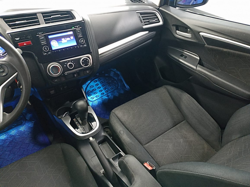 Honda Fit 5 pts. HB Hit, TA, BL, f. niebla, RA-16 2017