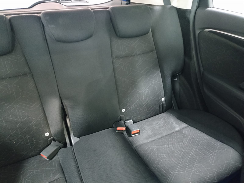 Honda Fit 5 pts. HB Hit, TA, BL, f. niebla, RA-16 2017