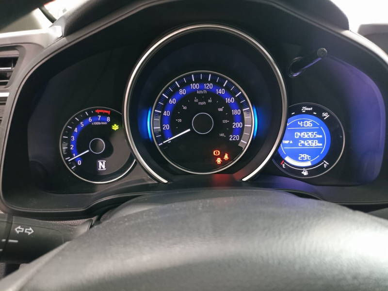 Honda Fit 5 pts. HB Hit, TA, BL, f. niebla, RA-16 2017