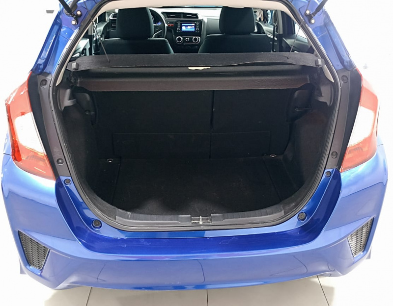 Honda Fit 5 pts. HB Hit, TA, BL, f. niebla, RA-16 2017
