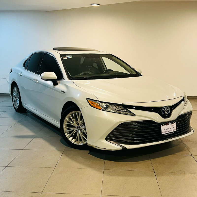 Toyota Camry 2019