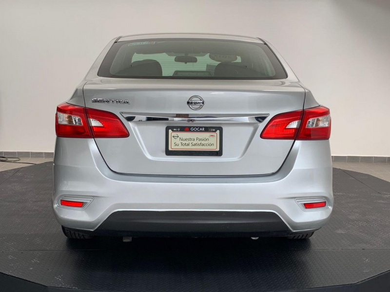 Nissan Sentra 4 pts. Sense, TM6, a/ac., RA-16 (cambio de línea) 2017