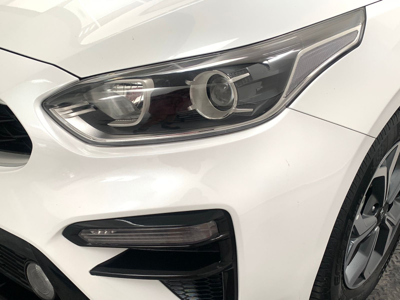 KIA Forte 4 pts. LX, 2.0l, AT, a/c., sin botón encend., f. niebla, Ra-16 (línea anterior) 2021