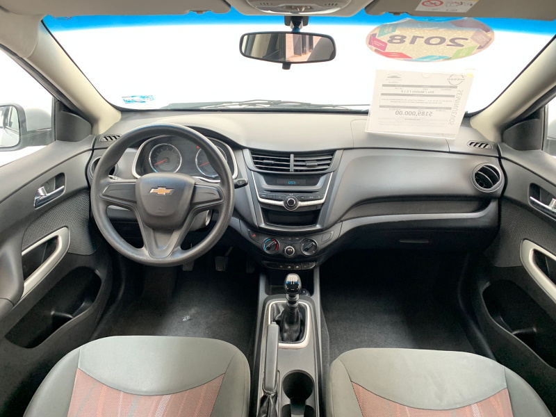 Chevrolet Aveo 4 pts. LS, TM5, a/ac., R-14 (línea nueva) 2018