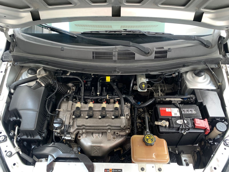 Chevrolet Aveo 4 pts. LS, TM5, a/ac., R-14 (línea nueva) 2018
