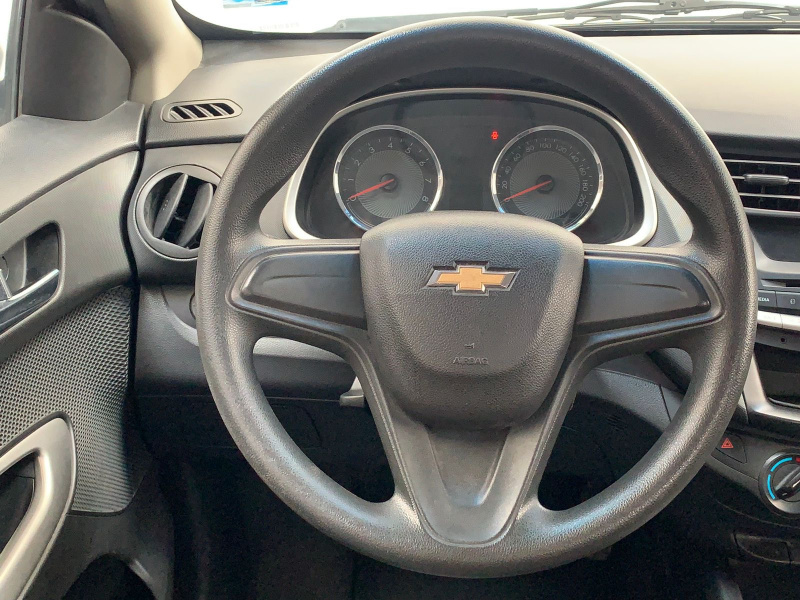 Chevrolet Aveo 4 pts. LS, TM5, a/ac., R-14 (línea nueva) 2018