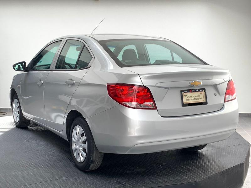 Chevrolet Aveo 4 pts. LS, TM5, a/ac., R-14 (línea nueva) 2018
