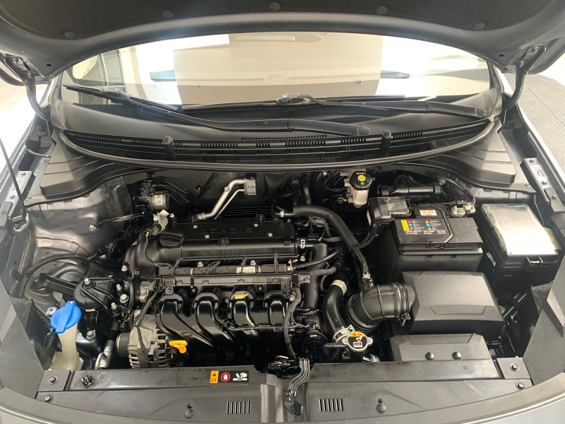 KIA Rio 4 pts. LX, TA, A/ac., VE, RA-15 2020