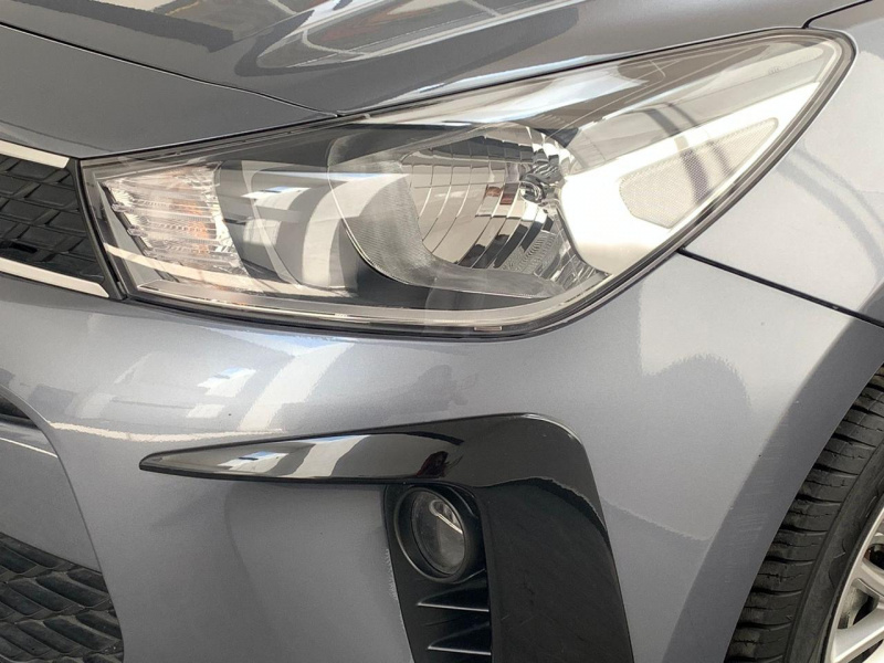 KIA Rio 4 pts. LX, TA, A/ac., VE, RA-15 2020