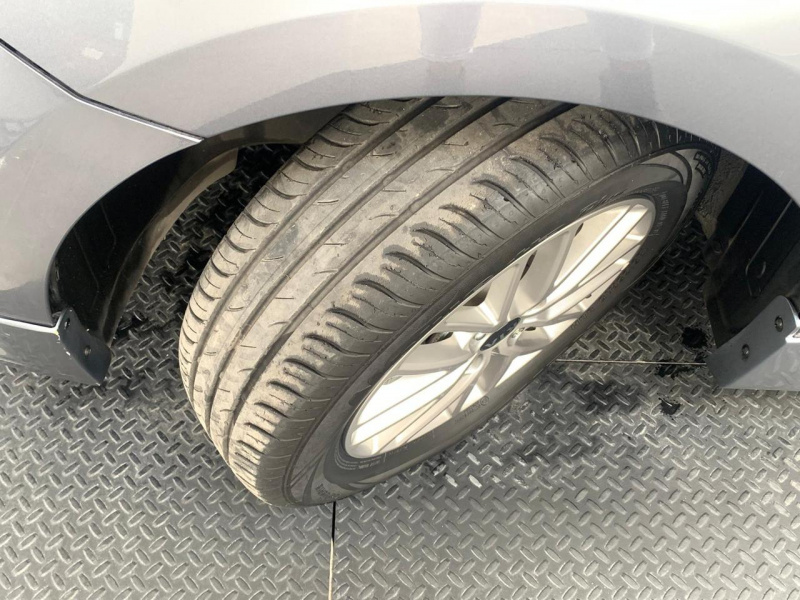 KIA Rio 4 pts. LX, TA, A/ac., VE, RA-15 2020