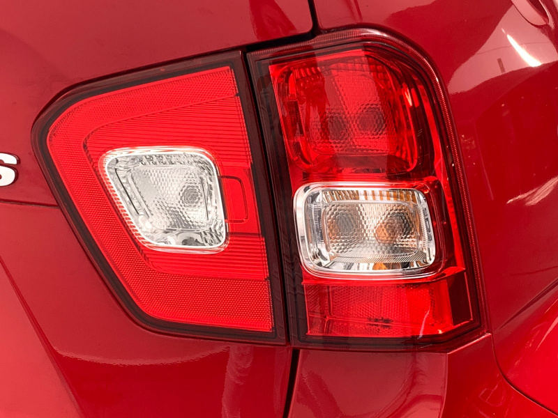 Suzuki Ignis 5 pts. GL, 1.2l, TM5, a/ac., VE del., R-15 2023
